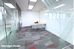 united-square photo thumbnail #2